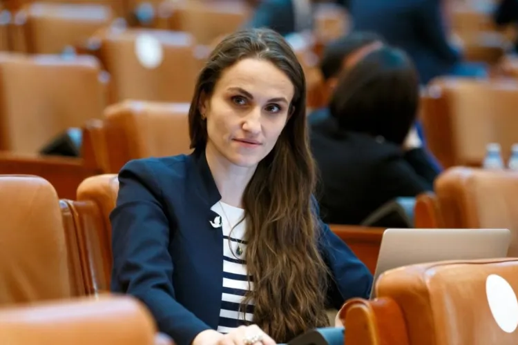 Oana Țoiu, desființată de un profesor clujean faimos pentru că e aliatul „globaliștilor”: „A învățat perfect secretul diplomației dâmbovițene”