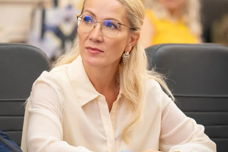 Proiectul inițiat de deputata de Cluj Ramona Ioana Bruynseels a fost adoptat de Parlamentul României: 29 octombrie devine oficial Ziua Reginei Maria