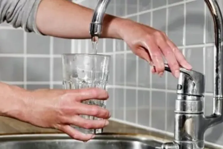 Compania de Apă Someș, din nou „abonată” la probleme! Două localități din Cluj rămân fără apă din cauza unei avarii