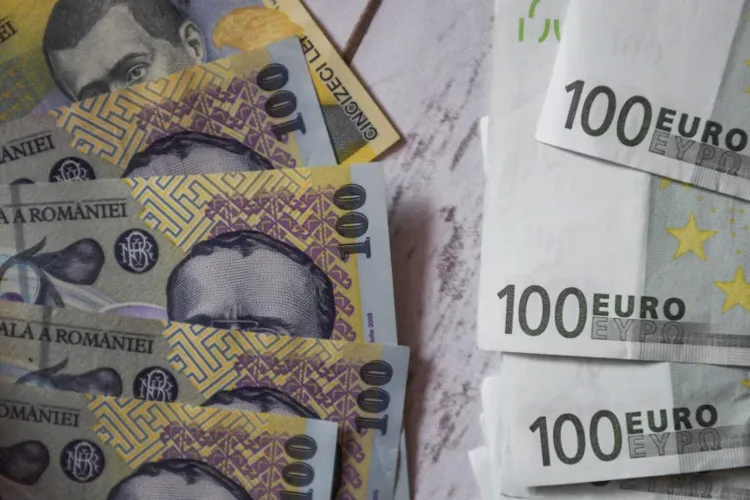 Inflație explozivă și euro în creștere: Specialiștii CFA România prevăd scăderi lente ale prețurilor și riscuri majore pentru economie