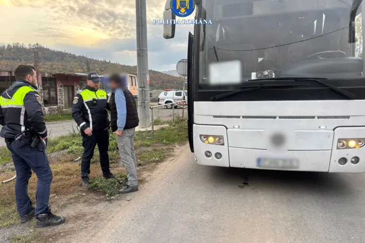 Ce au descoperit polițiștii clujeni la un autocar: Amenzi de peste 14.000 de lei și imobilizarea vehiculului pentru nereguli grave