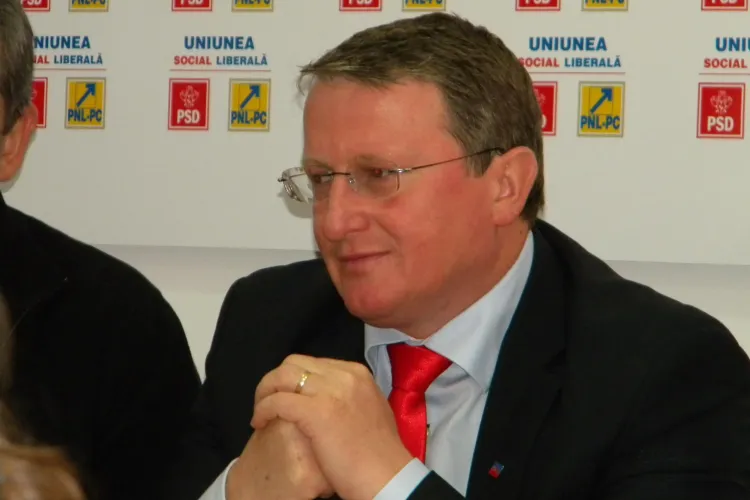 PSD Cluj: Oamenii sunt obligati sa isi refaca dosarele la Finante dupa inchiderea a cinci administratii financiare din judet