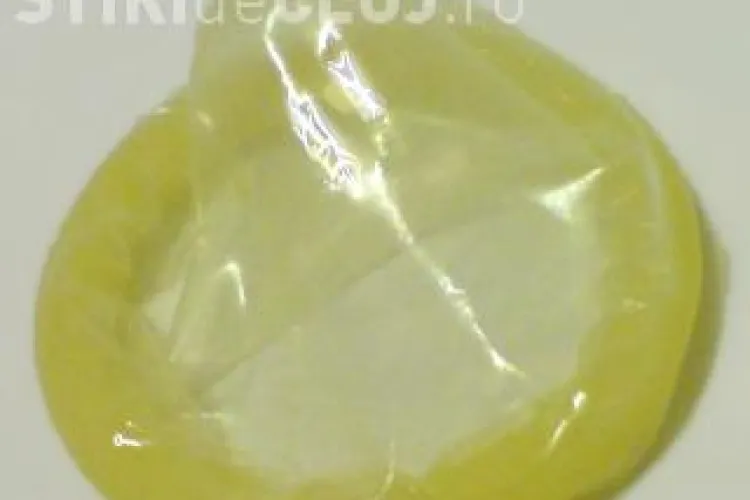 Un clujean a facut plangere pentru ca i s-a rupt prezervativul in timp ce-l folosea! VEZI plangerea