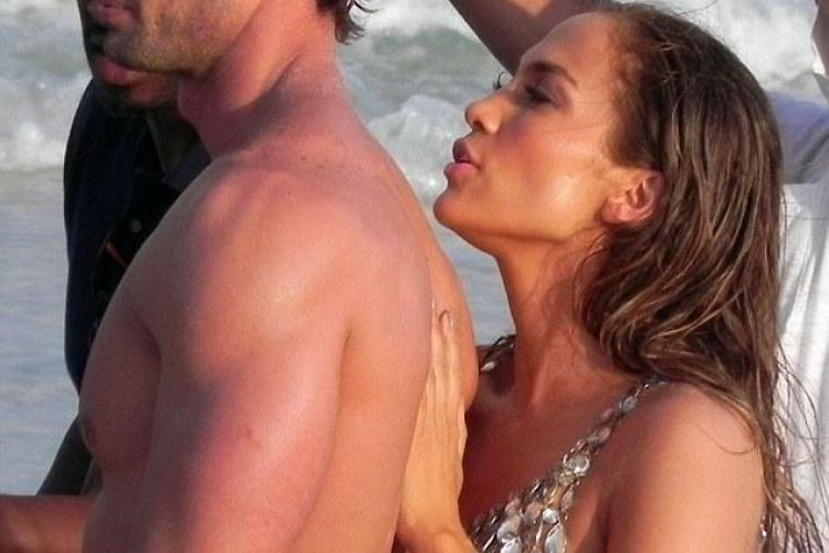 Vezi de ce au divortat Jennifer Lopez si Marc Anthony. Diva a fost surprinsa in bratele unui model - VIDEO