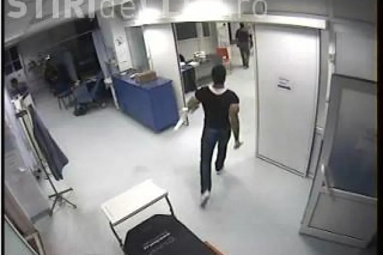 Imagini de pe camerele de supraveghere de la UPU Cluj din momentul in care Gore l-a injunghiat pe brancardier