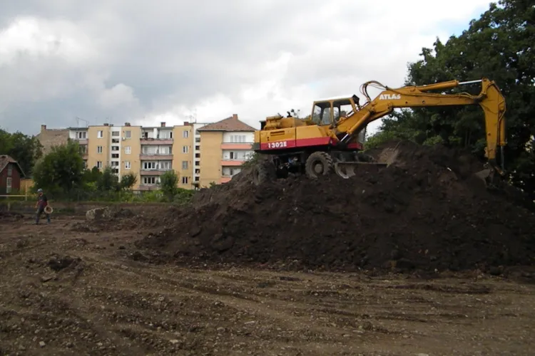 CNMT -ul condus de Laszlo Tokes vrea sa opreasca constructia noului sediul al Inspectoratui Scolar Cluj VIDEO