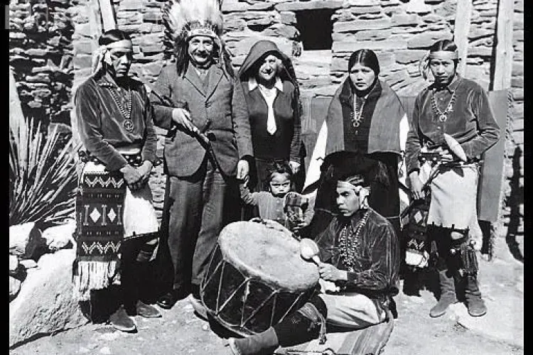 Fotografii rare cu Albert Einstein! Galerie FOTO