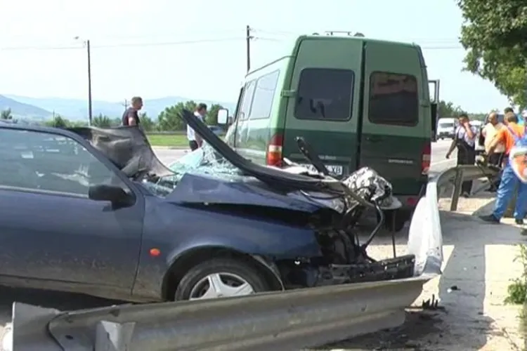 Un microbuz din Bulgaria implicat intr-un grav accident la intrarea in Gherla - FOTO si VIDEO