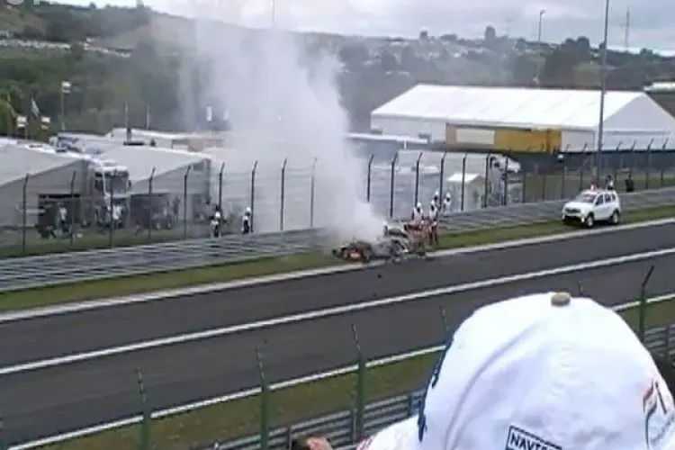 Dacia Duster tracteaza un monopost de Formula 1 pe circuitul de la Hungaroring - VIDEO