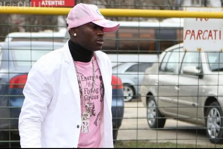 Jucatorii Astrei Ploiesti, N'Doye si Fatai, si-au facut de cap la Cluj. Aveau o "domnisoara" in camera de hotel