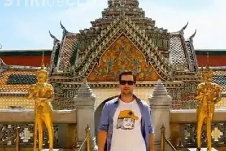 Vrei sa vezi 60 de mii de kilometri intr-un minut? Vezi Aici cum poti sa strabati mapamondul in 60 de secunde VIDEO