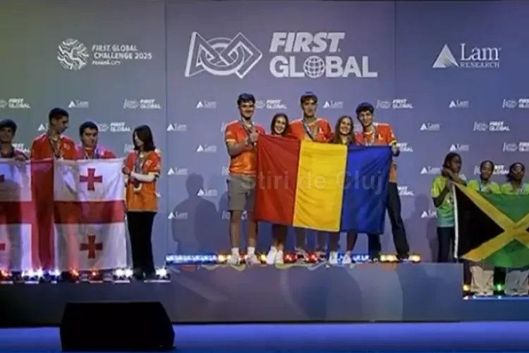 VIDEO. Cei cinci elevi geniali ai Clujului, MEDALIE DE AUR la Olimpiada Internațională de Robotică. Profesoara lor a primit titlul de „oustanding mentor”