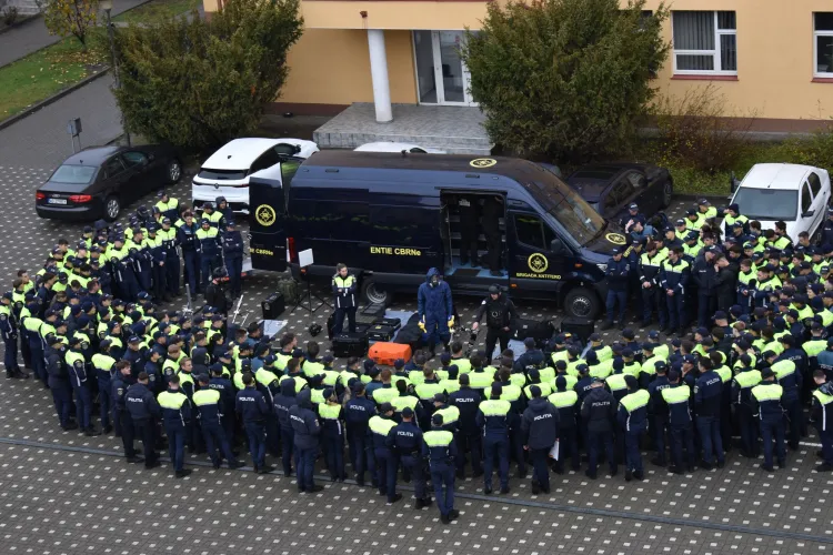 Brigada Antitero a Serviciului Român de Informații s-a deplasat la Școala de Poliție din Cluj-Napoca. Care a fost motivul
