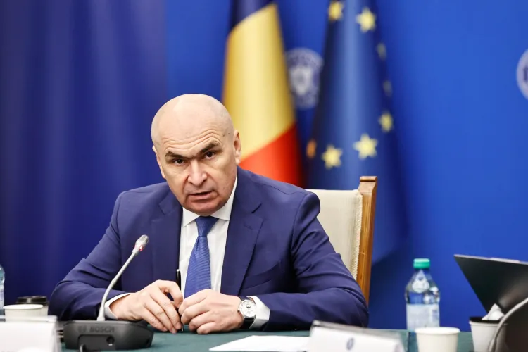 Ilie Bolojan strânge cureaua! Mii de angajați vor rămâne fără locuri de muncă. Va fi redus și numărul de parlamentari 