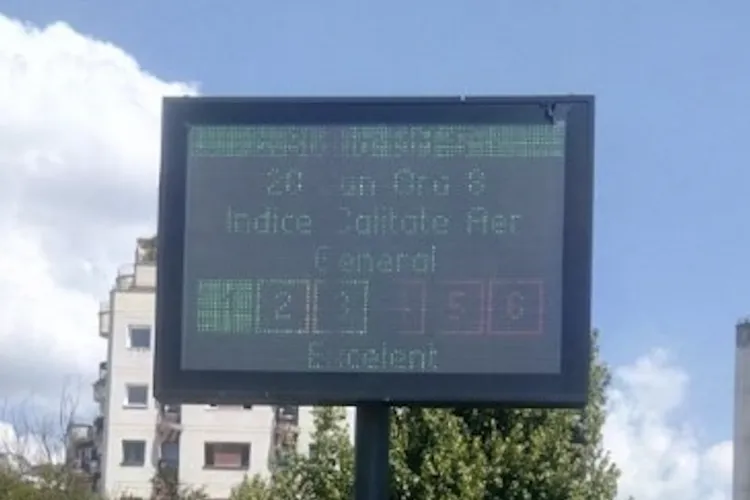 Clujenii cer aer curat și mai multă transparență! De ce orașul smart nu are încă o rețea completă de senzori pentru calitatea aerului