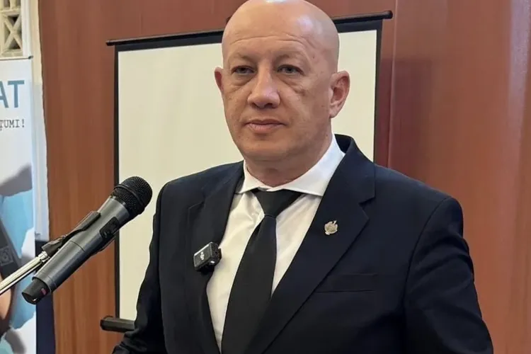 Cu ce bani și-a luat un deputat PSD Cluj mașina de lux pe care o conduce atunci când veniturile nu îi permit: „Mi-am îndeplinit și eu un vis”