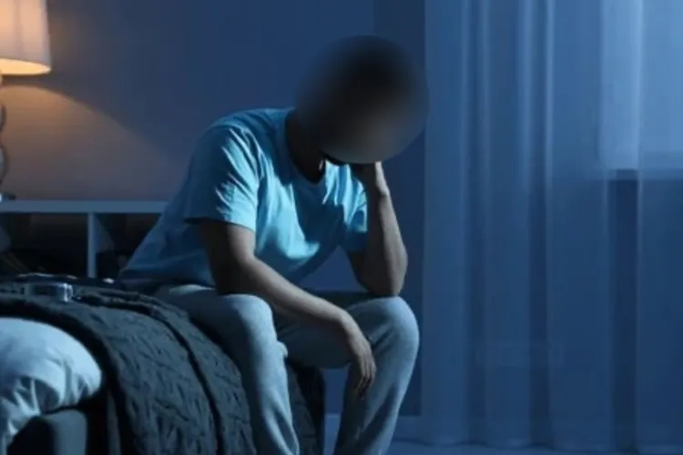 Lumina care nu „doarme” în Cluj-Napoca: Un panou publicitar deranjează locuitorii: „Pare mai mult un girofar decât o reclamă”