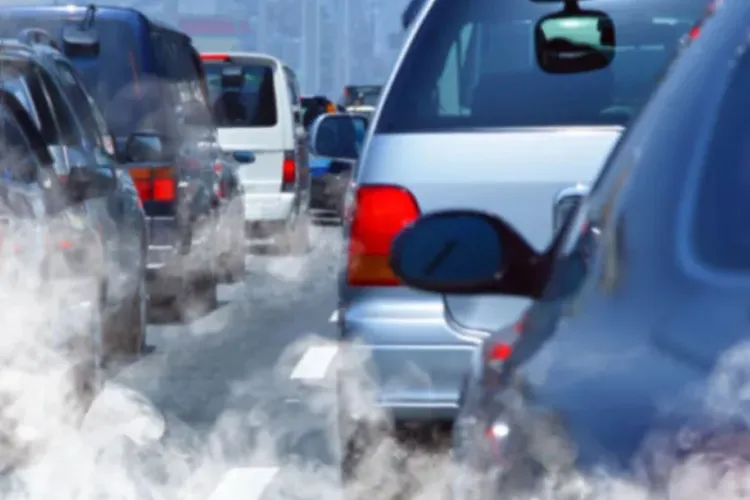 Cluj-Napoca, printre cele mai poluate orașe din România în 2025: calitatea aerului continuă să se deterioreze. Ce soluții are Primăria condusă de Emil Boc?