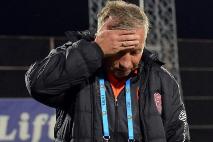 Fostul antrenor al CFR Cluj se confruntă cu grave probleme de sănătate. Cine a dezvăluit informațiile despre sănătatea lui: „A slăbit 30 de kilograme”