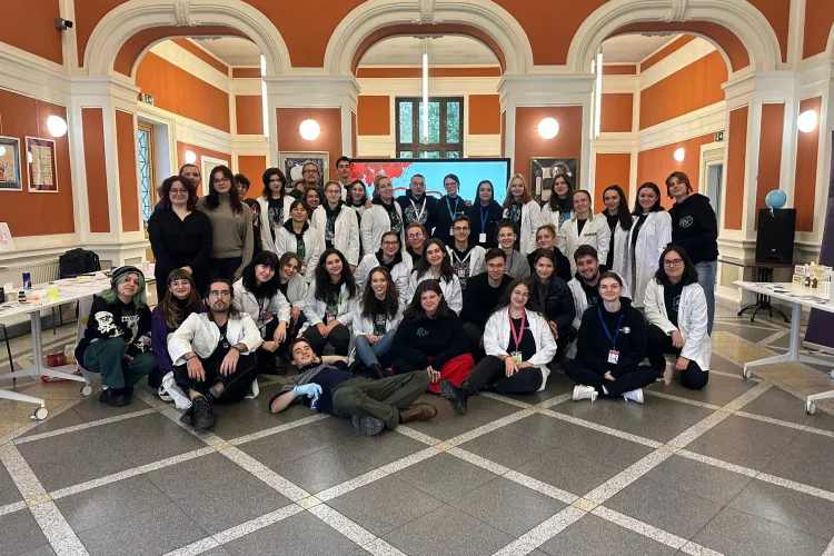 Ziua Experimentelor: știința prinde viață la Cluj, în cadrul festivalului SciFest. Clujenii sunt aștepați să descopere știința într-un mod spectaculos