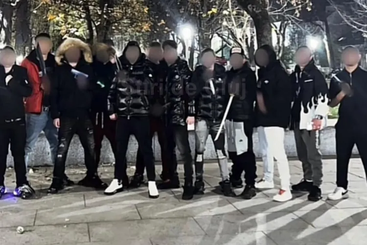 Clujenii din Mărăști terorizați noapte de noapte de zeci de adolescenți, scandalagii: „Unii au arme albe. Și azi-noapte au fost urlete până la 4”