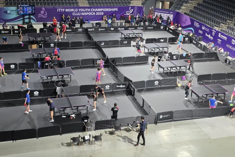 Clujul este, pentru o săptămână, capitala mondială a tenisului de masă: Sute de sportivi din zeci de țări se vor „bate” pe medalii în BT Arena