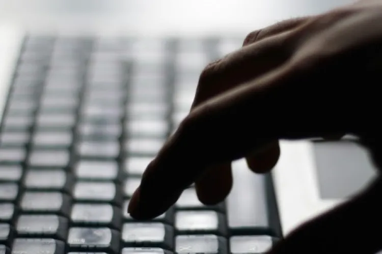 Profesor clujean folosit într-o mega-înșelătorie online! Identitatea i-a fost folosită pentru a promova un „tratament-minune” dubios