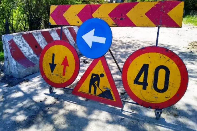Șoferi, atenție la drumuri! O stradă din Cluj intră în reparații. Traficul va fi restricționat temporar pe ambele sensuri 
