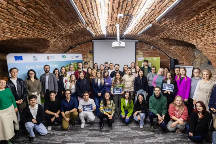 Studenții din Cluj care vor o schimbare s-au pus pe treabă la UrbanLab for Green Cities. Cu ce idei inovatoare pentru mediu au venit