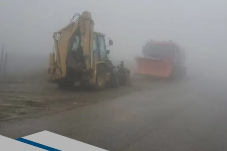 Drumurile din Cluj sunt sub „lupa” autorităților: Au început deja primele acțiuni de prevenire a fenomenelor meteo extreme pe 5 loturi din județ