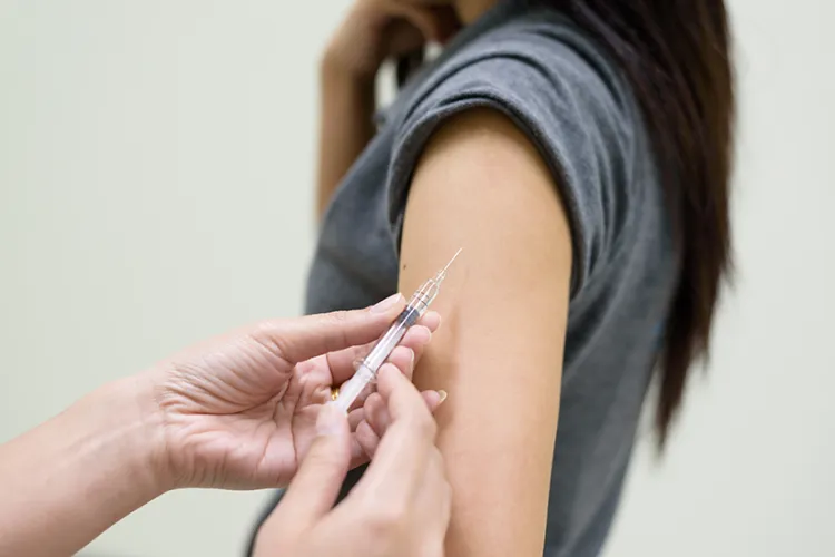 Sondaj interesant de la Cluj-Napoca: Ce cred tinerii români despre vaccinarea anti-HPV. Câți spun că vaccinarea e un lucru bun