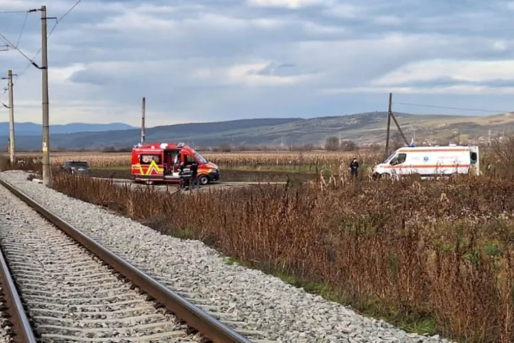 Cum s-a produs accidentul de muncă din Cluj, unde doi bărbați au fost răniți grav după în timp ce manipulau o șină de cale ferată