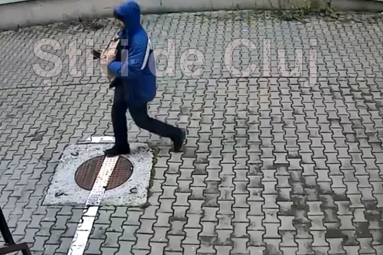 VIDEO. Curier la Cluj: Le-a livrat comanda cu mâncare, dar le-a furat papucii. Camerele de supraveghere l-au surprins furând coletul: „Merg la poliție”