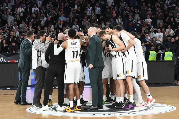 Daron Russell, Karel Guzman și Dusan Miletic în acțiune! U-BT domină preliminariile Mondialului 2027 și România începe lupta pentru Doha