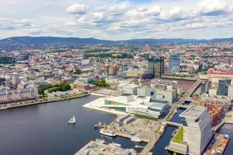 Zbor nou de pe Aeroportul Cluj: Oslo, o destinație aproape inaccesibilă clujenilor, acum la mai puțin de 3 ore distanță. Vezi orarul și prețurile