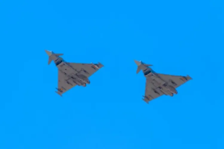 Alertă militară în România! Două avioane de luptă au fost ridicate de la sol. O dronă rusească a intrat în spațiul aerian național