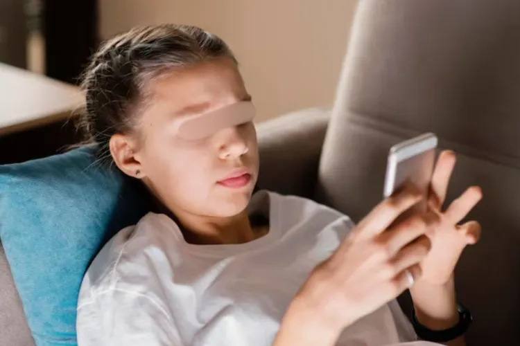 Copiii României, tot mai vulnerabili: Numărul sesizărilor de exploatare intimă online s-a dublat în primele luni ale anului 2025