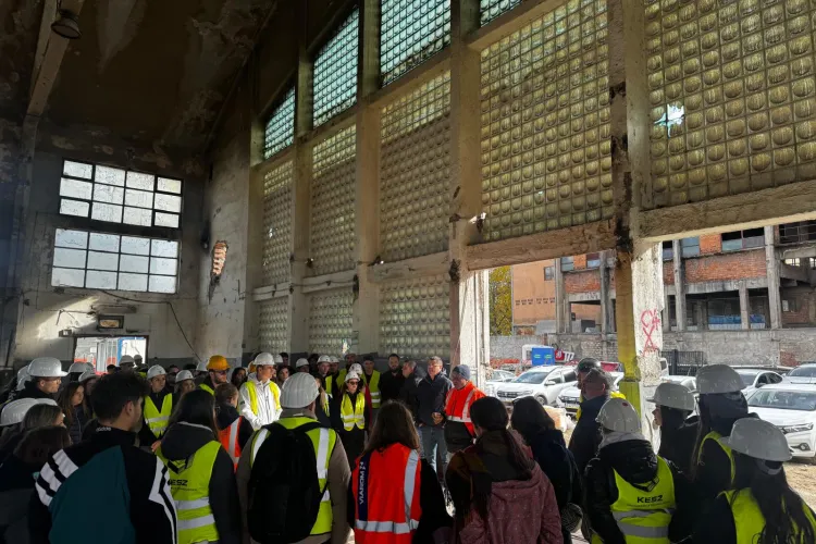 Șansă unică pentru elevii și studenții clujeni, care studiază construcțiile. Au vizitat șantierul RIVUS și au aflat detalii tehnice „secrete” FOTO