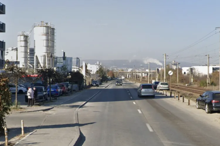 Trafic blocat în fiecare dimineață la intrarea în Cluj! Virajele la stânga îi scot din minți pe șoferi: „Stăm cu minutele și nu se mișcă nimic!”