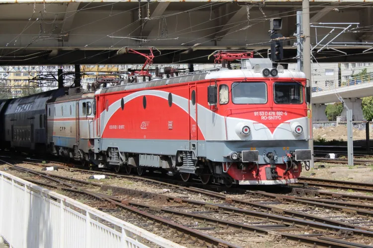 CFR Călători onorează Marea Unire: trenuri redenumite după mari personalități ale istoriei României de Ziua Națională