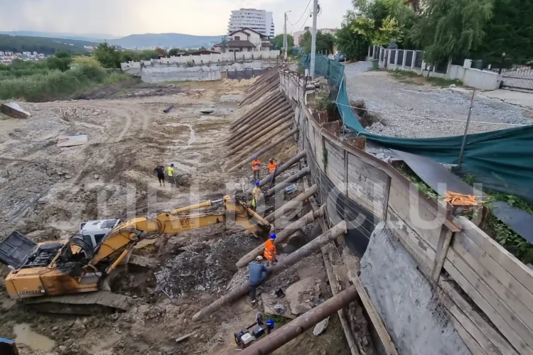 Primăria Cluj-Napoca realizează controale pe șantierul de pe strada Papilian în urma articolului Știri de Cluj: Ce au găsit la fața locului