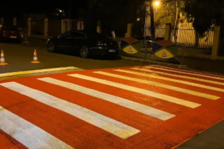 O trecere de pietoni din Cluj-Napoca rămasă în întuneric a devenit un pericol constant pentru clujeni: „Este foarte periculoasă”