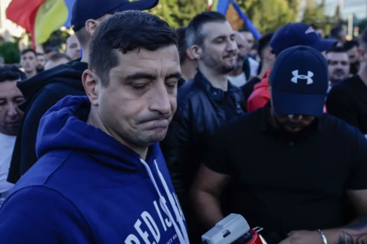 AUR neagă tensiunile interne după înfrângerile rușinoase de duminică: Un senator spune că nu există cereri de demisie pentru George Simion