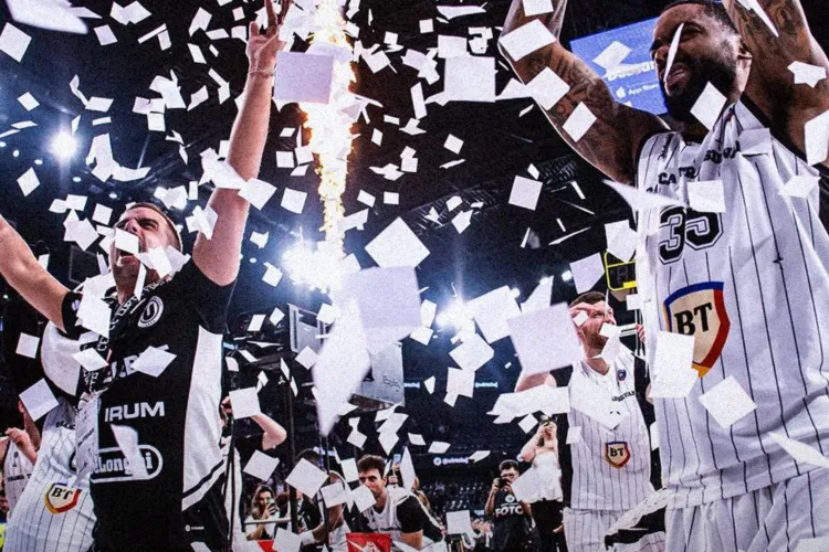 U-BT a cedat aseară în fața lui Partizan Belgrad: BT Arena, care a fost arhiplină, a trăit unul dintre cele mai intense meciuri ale sezonului 