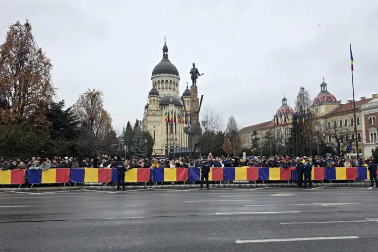 Ziua Națională a României, celebrată la Cluj: Imagini spectaculoase de la paradă: „Valorile care ne unesc sunt cele care dau identitate comunității” 