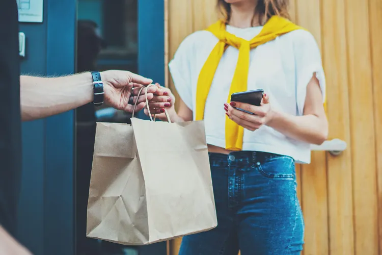 Plătești 300 de lei, dar primești produse de 200? Clujean furios după o comandă ratată: „Mi-au oferit un voucher și au închis discuția!”