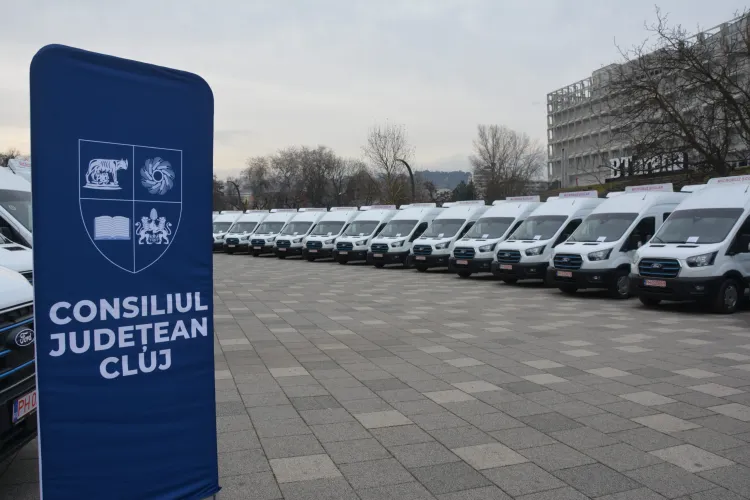 Microbuzele electrice pentru elevi, în atenția Parchetului European. Clujul, printre județele vizate pentru modul în care au fost cheltuiți banii UE