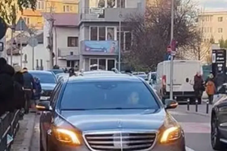 O stradă din Cluj-Napoca nu mai face față traficului! Clujenii propun un „zid verde” împotriva zgomotului