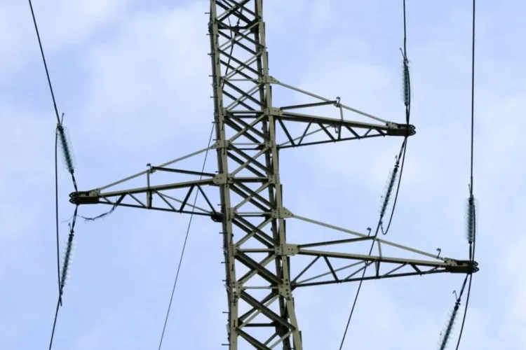 S-a luat curentul în Apahida. La ce oră ar trebui să fie repornită alimentarea electrică: „Așa au anunțat”. Nu este prima oară când se întâmplă asta