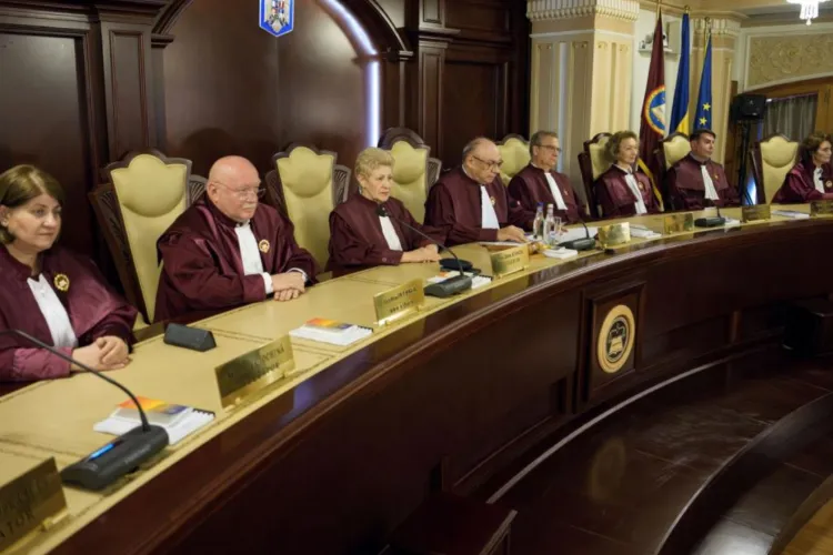 Moment crucial la CCR. Vor bloca judecătorii și de această dată tăierea pensiilor magistraților? Au pe masă și majorarea taxelor din 2026